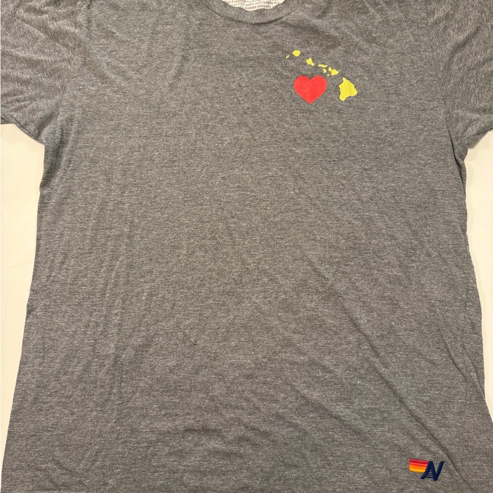 Aviator Nation Limited Edition Hawaii Love Tee. Size XL. Excellent condition.❤️